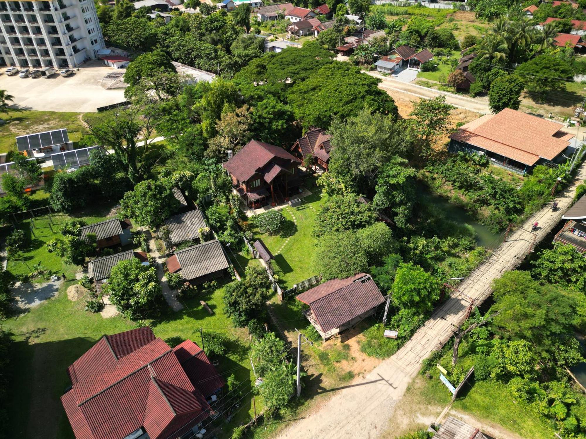 Namsong Bridge Bungalows Vang Vieng Exterior foto